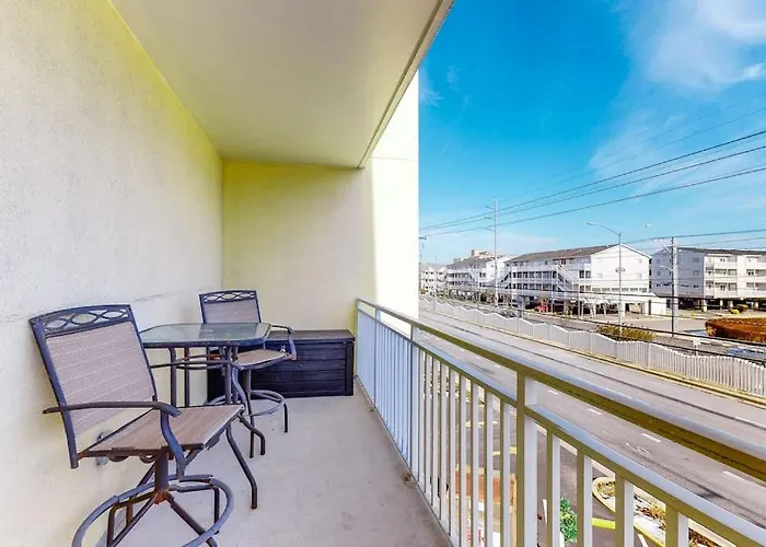 Sunset Bay Iii 313